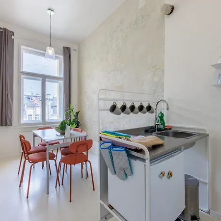 Апартаменты Design In The Heart Of *